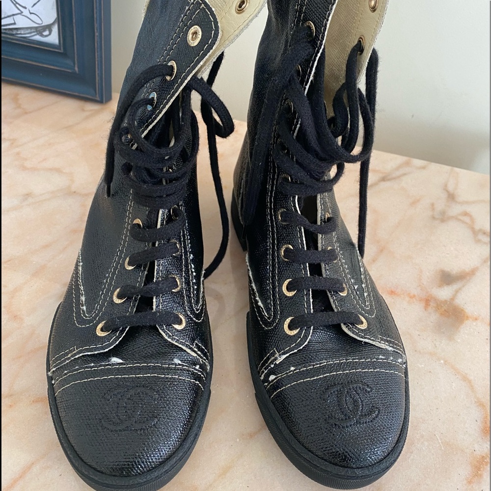 Chanel black coated canvas boots size 37 like new